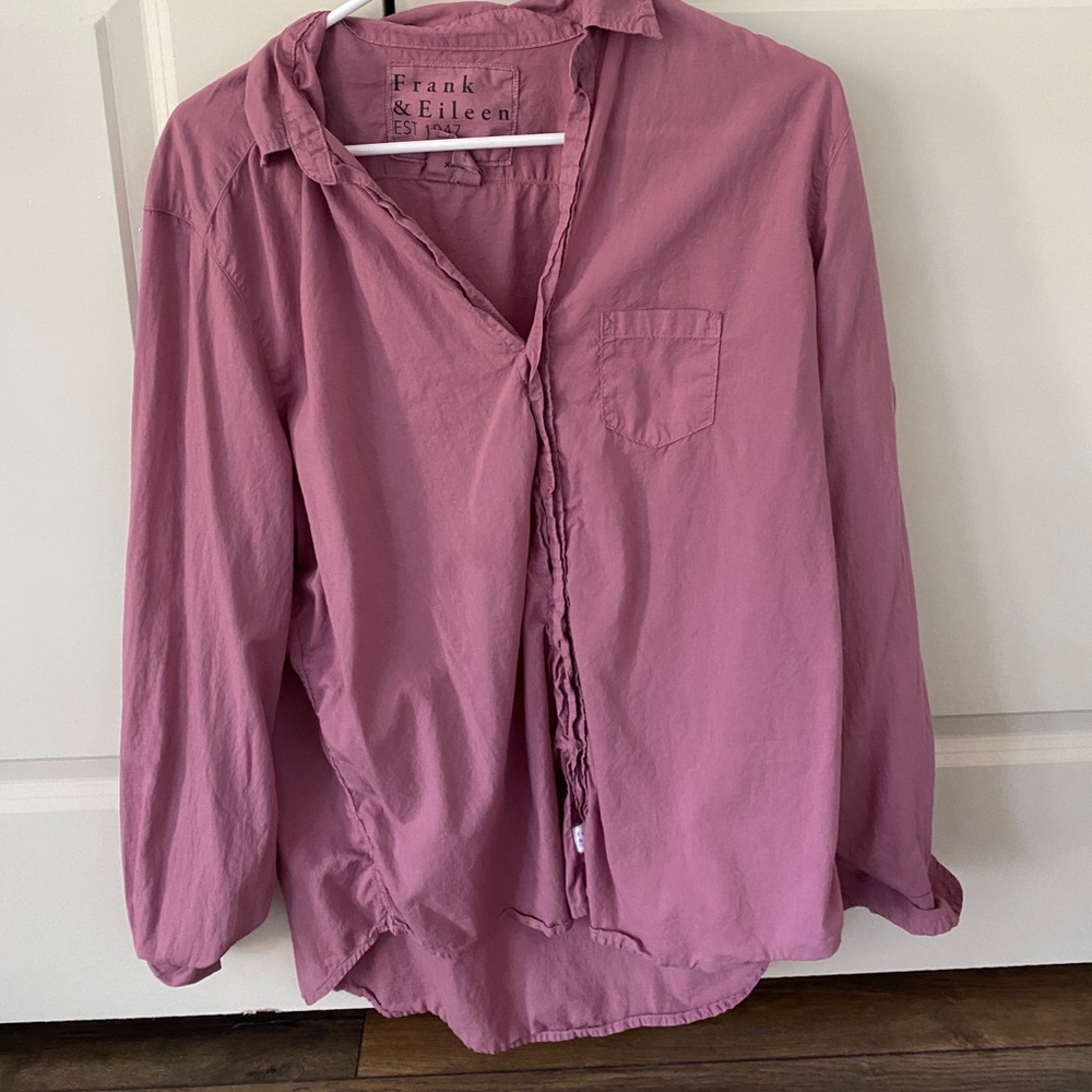 Frank & Eileen Button Up